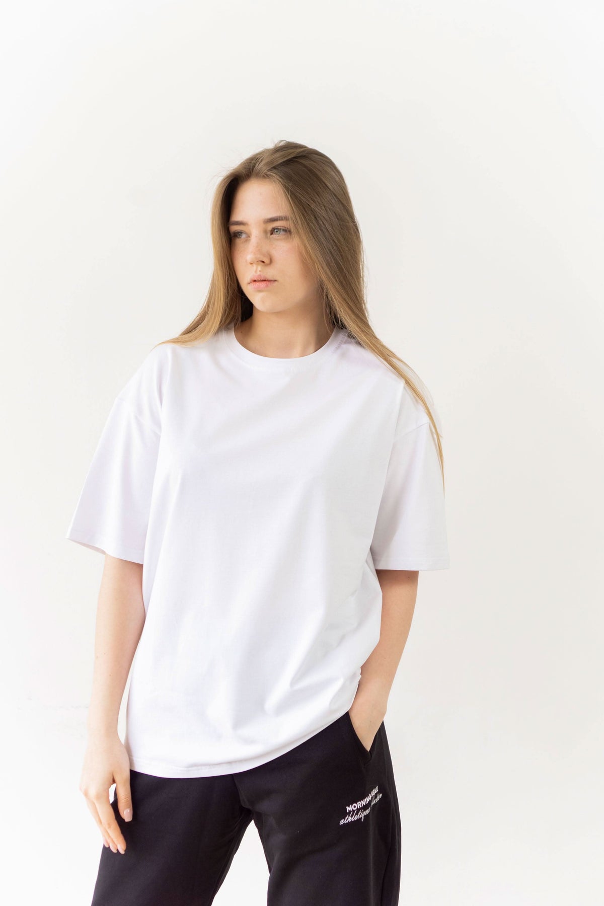 Oversized біла футболка Morning Star – унісекс одяг з коротким рукавом